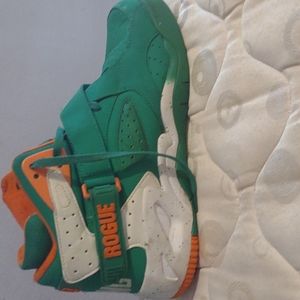 St Patrick Ewing hightop basketball shoes